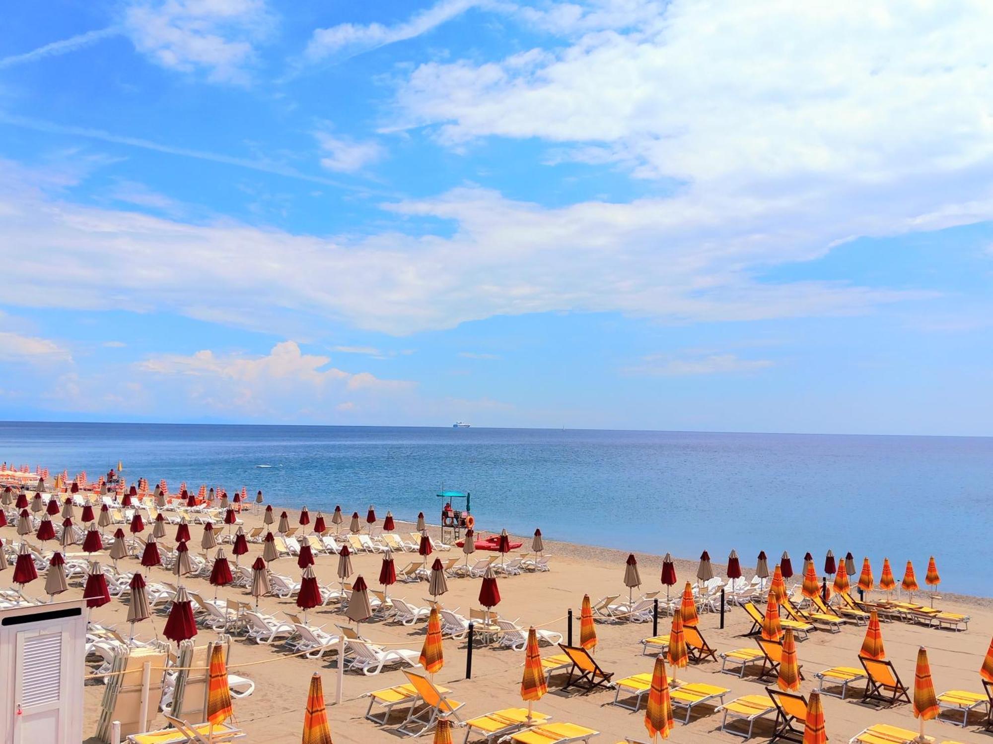 Apartament Sweet Sea View Savona Zewnętrze zdjęcie